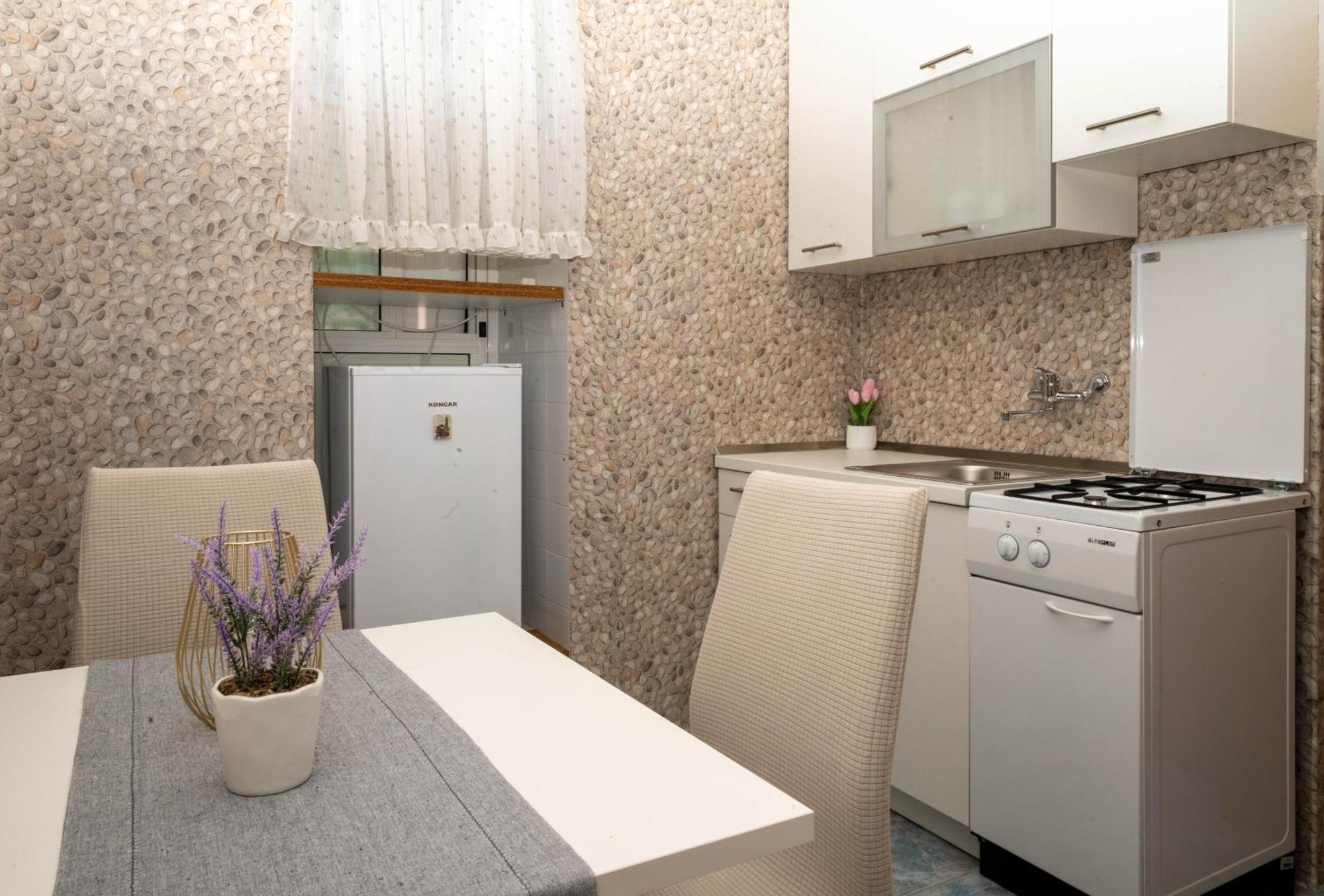 Guest House Ivona Split Buitenkant foto